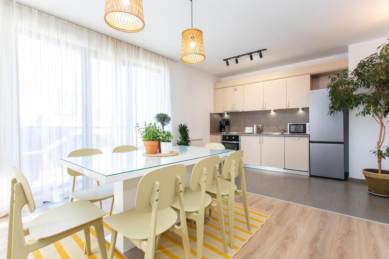 סופיה Vitosha Downtown Apartments מראה חיצוני תמונה