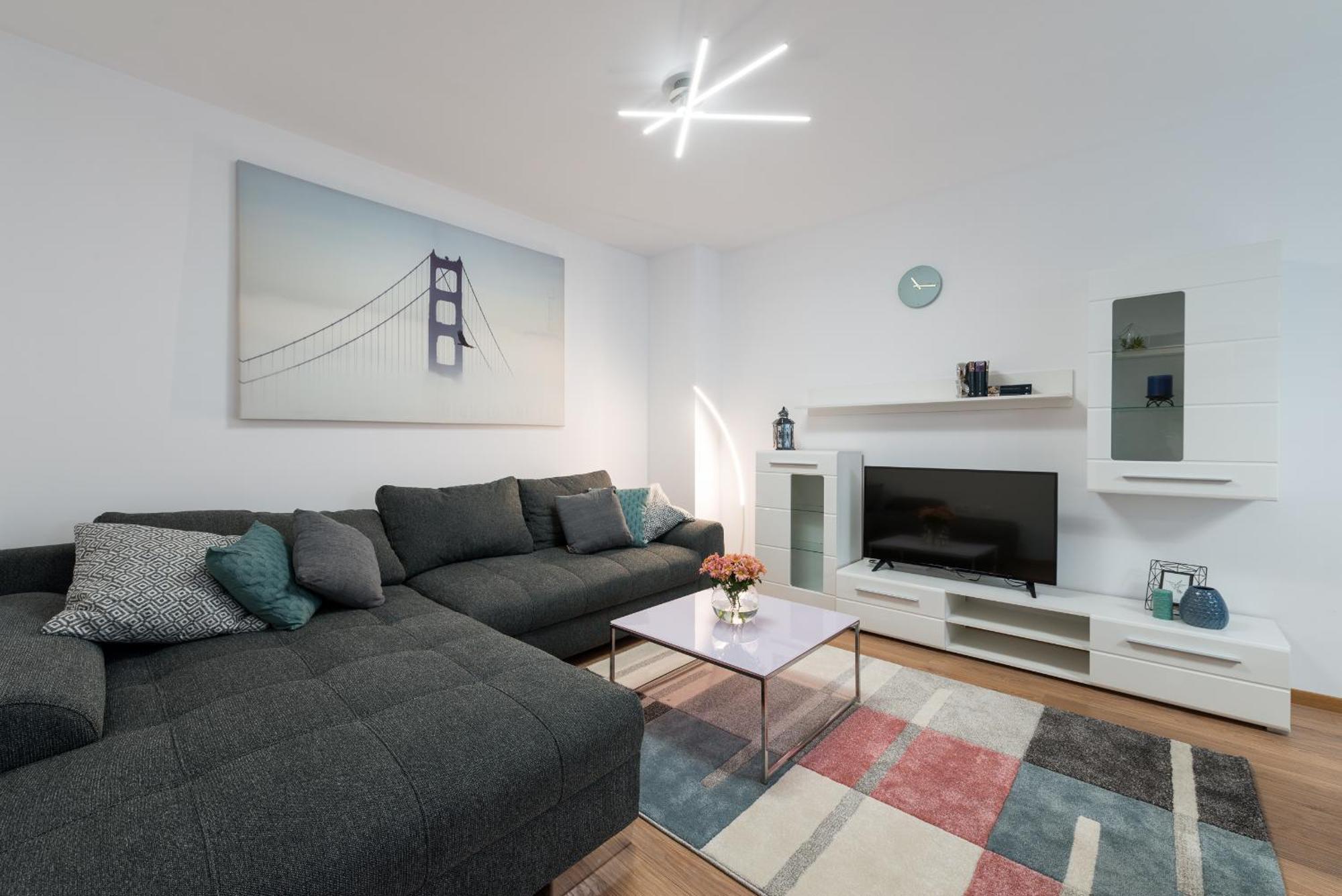 סופיה Vitosha Downtown Apartments מראה חיצוני תמונה